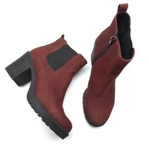 Vagabond Grace Nubuck Wine Ankle Boots